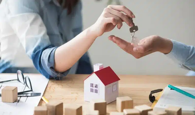 20 Crucial & Crazy Things To Consider After Divorce/Property Split